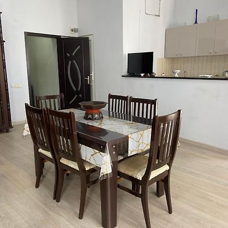 Apartment On Luka Asatiani 2 Batum Dış mekan fotoğraf