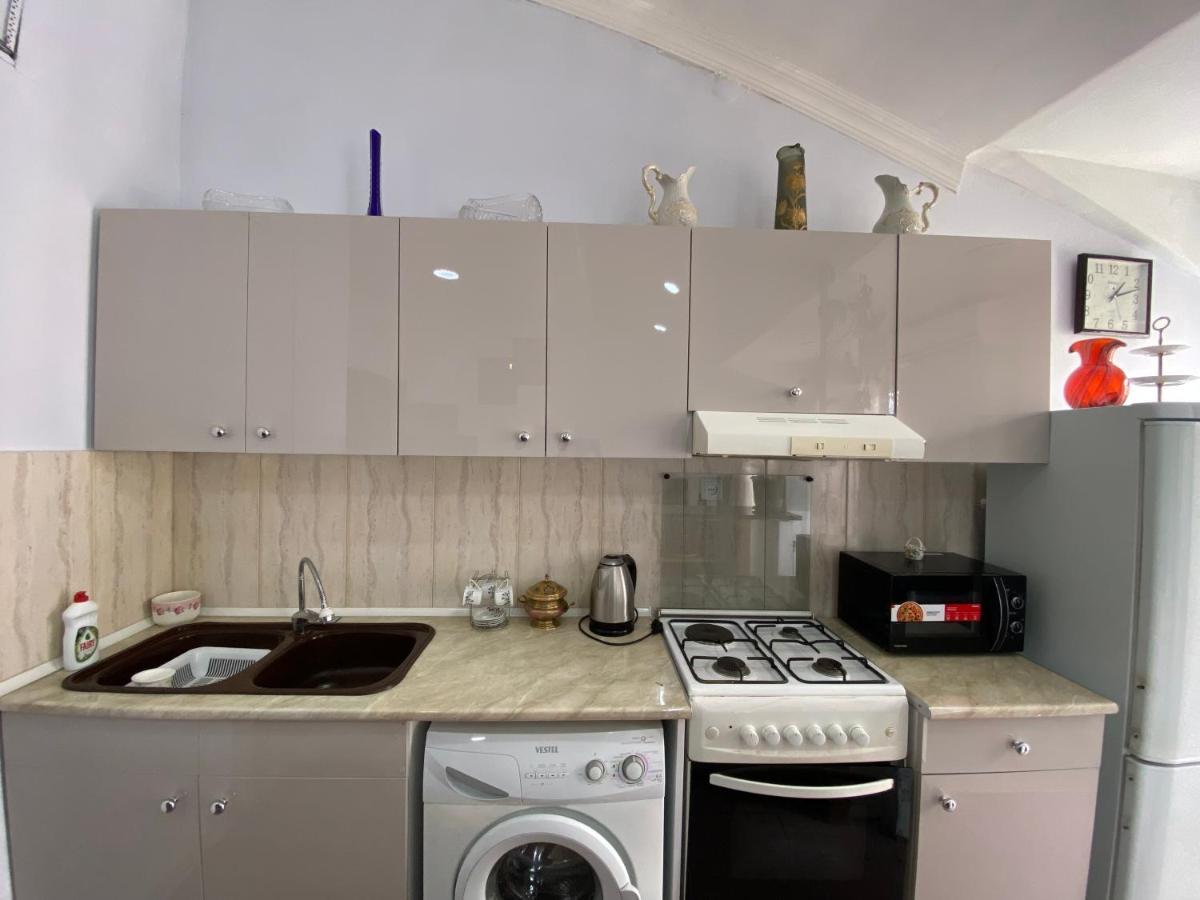 Apartment On Luka Asatiani 2 Batum Dış mekan fotoğraf