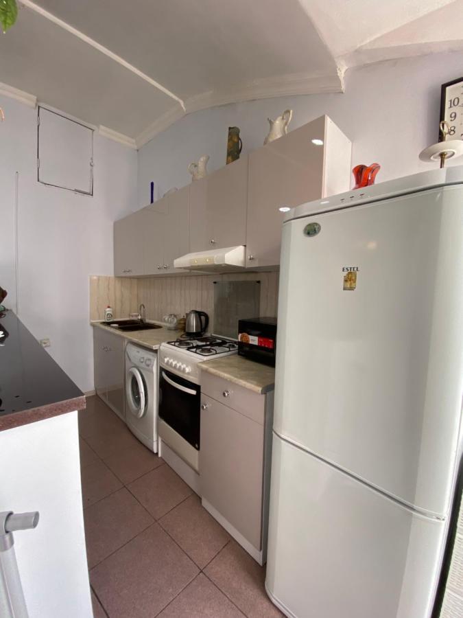 Apartment On Luka Asatiani 2 Batum Dış mekan fotoğraf