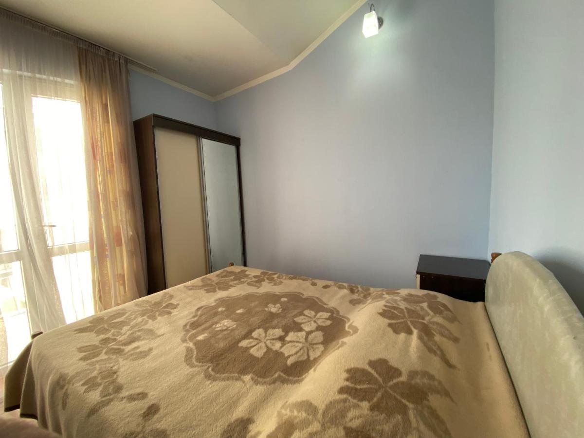 Apartment On Luka Asatiani 2 Batum Dış mekan fotoğraf